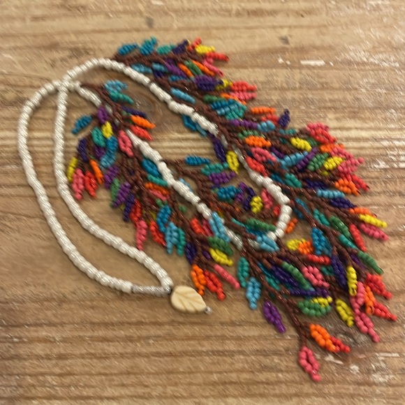 Vintage White Rainbow Multicolor Seed Beaded Bib Collar Statement Necklace - Picture 3 of 3